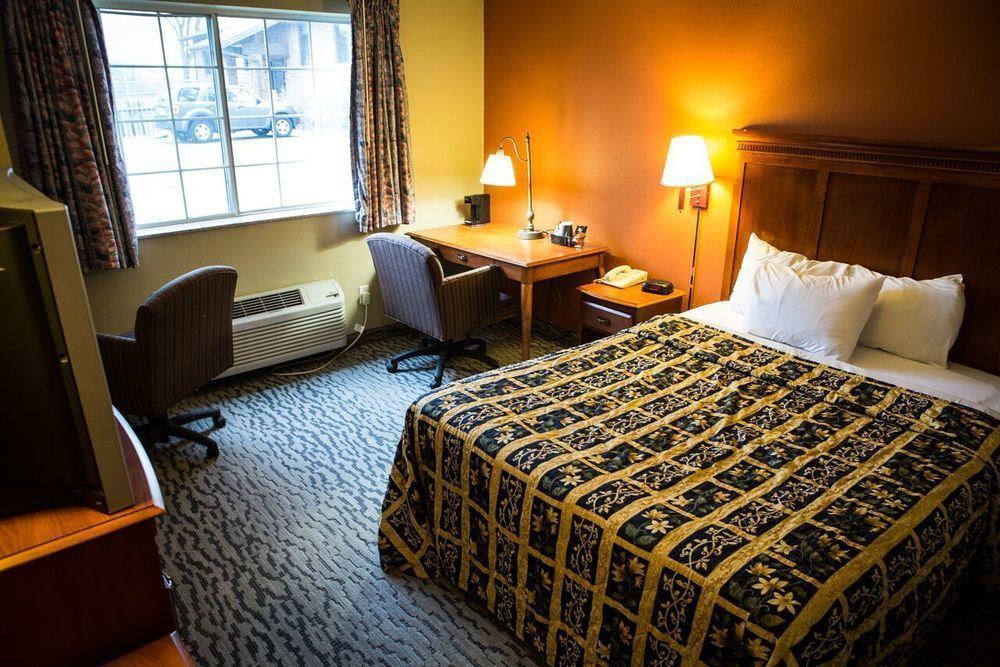 Regency Inn & Suites Anoka Luaran gambar