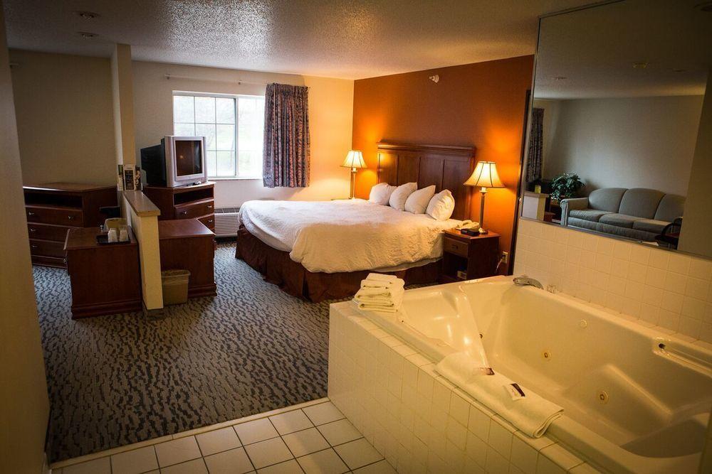 Regency Inn & Suites Anoka Luaran gambar